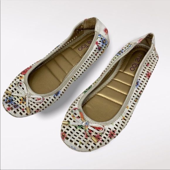 me too Shoes - ME TOO | White Floral Ballet Flats